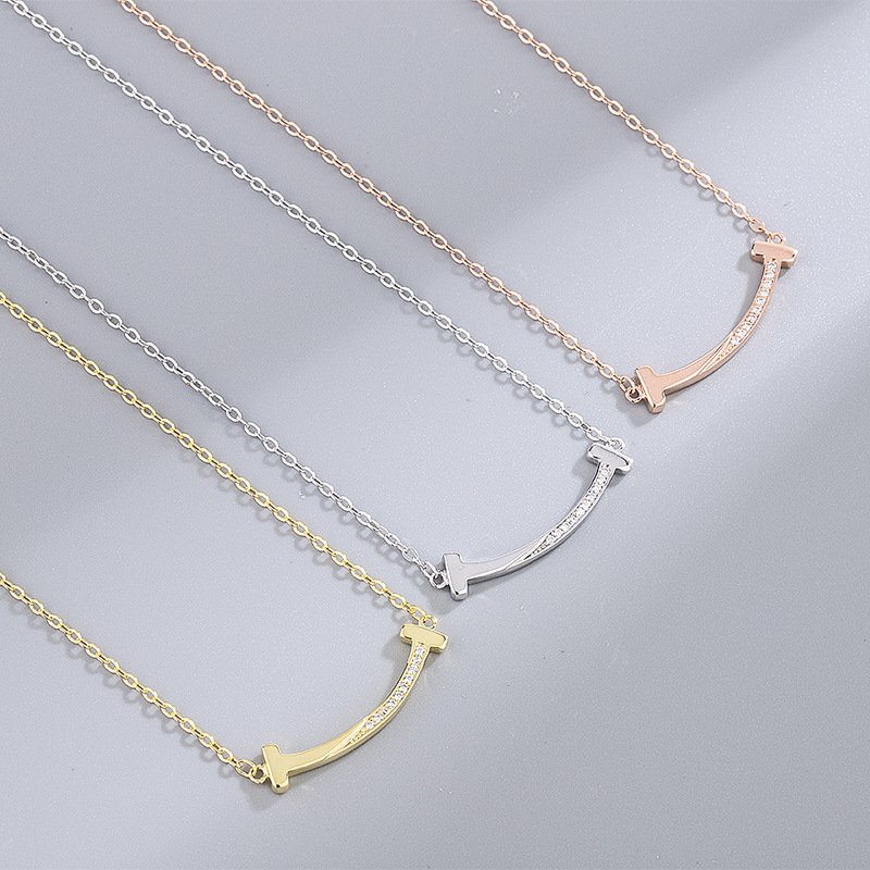 Simple s999 pure silver smile necklace women's light luxury smiley face pendant necklace with vibrato