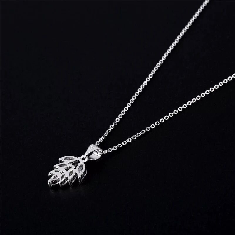 Full diamond leaf pendant simple personality s925 silver maple leaf diamond clavicle chain jewelry