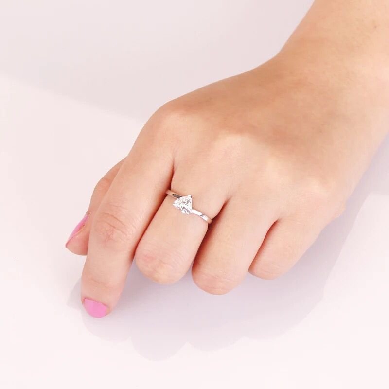 Simple open love ring for women, sweet and lively diamond ring, ring